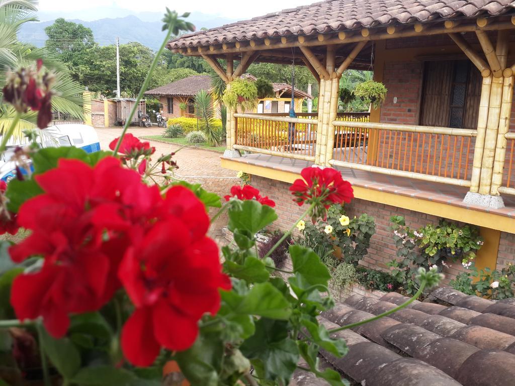 Finca El Diamante Villa Calarca Luaran gambar