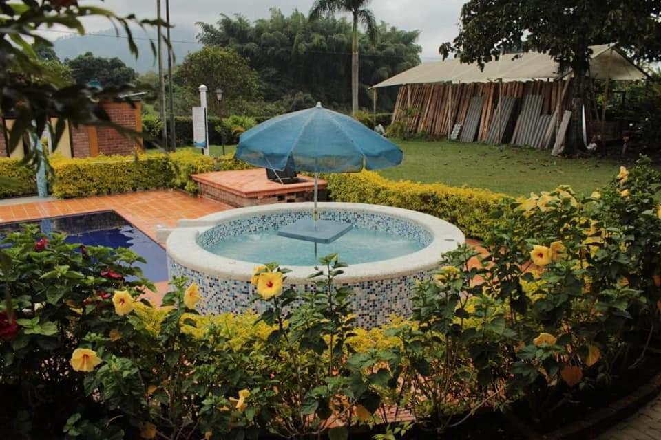 Finca El Diamante Villa Calarca Luaran gambar